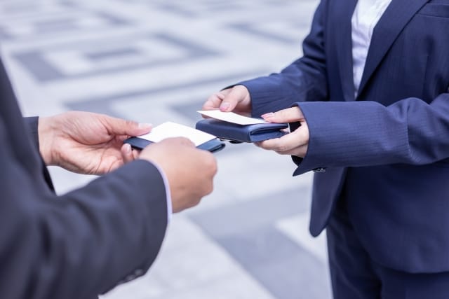 名刺デザインとブランディングの関係性