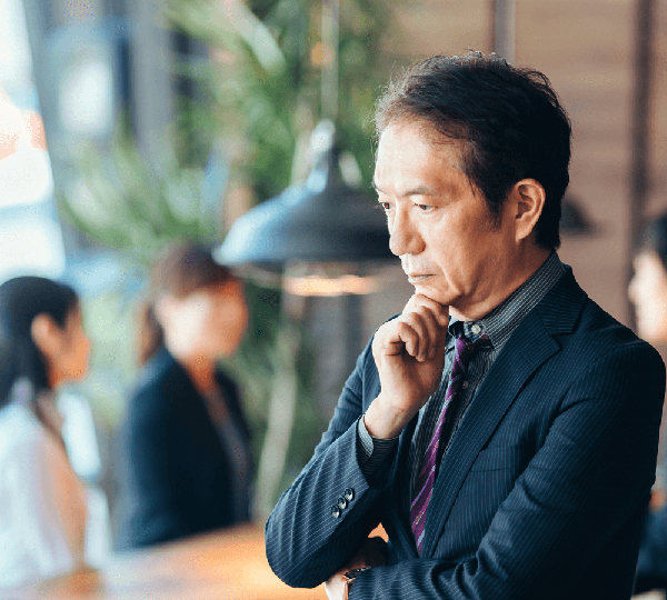 競合ブランドばかり意識してしまう独自性が出せない顧客に価値が伝わらない社内の認識がバラバラ顧客との関係が一方通行過去の成功体験から抜け出せない